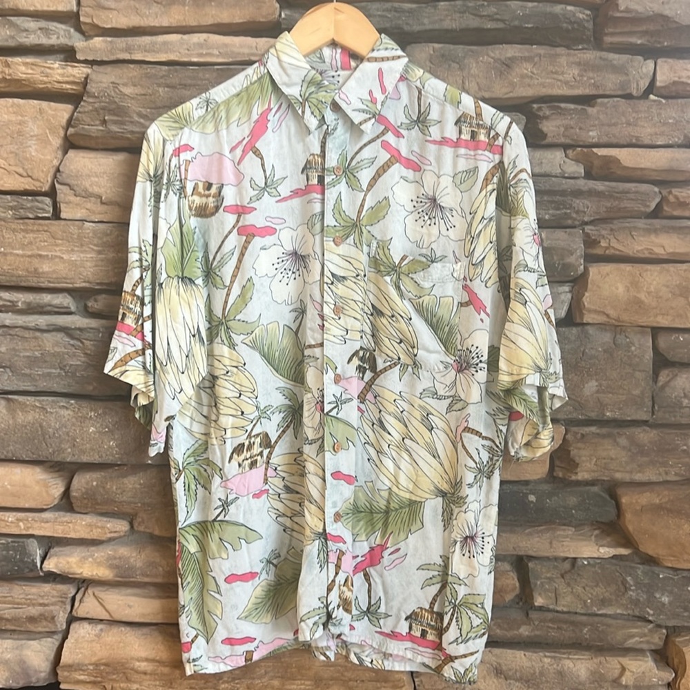 Vintage HANA BAY Tropical Floral Shirt 100% Rayon Size S
